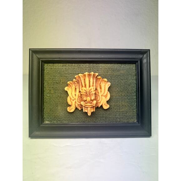 Hand carved lime stone sculpture mounted on a heady wood frame - Picture 1 of 4